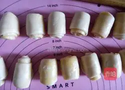 Illustration of how to make puff pastry mooncakes 13