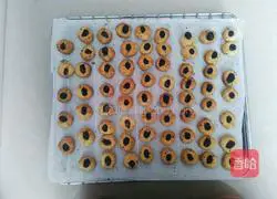 Illustration of how to make black currant and sesame cookies 10