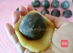 Cantonese-style mooncake recipe 9