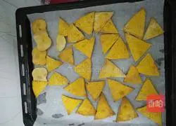 Illustration of how to make pumpkin biscuits 9