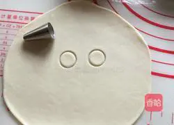 Ok Illustration of how to make leather panda bread 10
