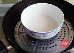 Illustration of how to make purple sweet potato and rose bean paste mooncakes 3