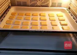 Milk-flavored square biscuits recipe 15