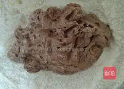 Illustration of how to make butter chocolate sauce cookies 5