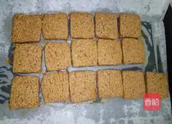 Illustration of how to make coffee graham crackers 11