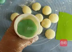 Illustration of how to make fruity snowskin mooncakes 13