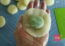 Illustration of how to make fruity snowskin mooncakes 15