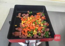 Illustration of how to make grilled toast with mixed vegetables 7