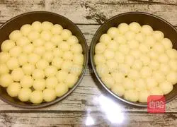 Illustration of how to make money buns 12