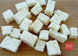 Illustration of homemade bread crumbs 1