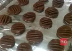 Chocolate Cookies Recipe Illustration 11