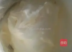 Illustration of how to make finger biscuits 5