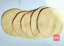 Rose Flower Bread (Eight Inch) Recipe Illustration 5