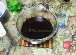 Illustration of how to make chocolate sauce 6