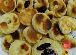 Illustration of how to make electric pan biscuits 8