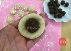 Illustration of how to make bean paste bread 7