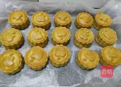 Cantonese red bean paste mooncake recipe 11