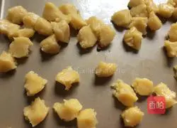 Illustration of how to make egg biscuits 5