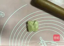 Illustration of a simple version of egg yolk mooncakes 14