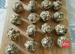 Illustration of how to make Wuren mooncakes 6