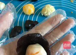 Illustration of how to make Cantonese mooncakes 10