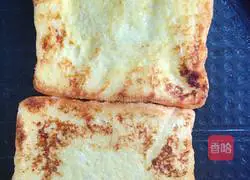 Illustration of how to make French toast 3