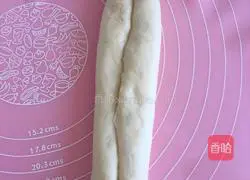 Illustration of how to make Polish toast 11