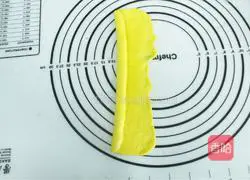 Pumpkin Milk Stick Bread Recipe Illustration 10