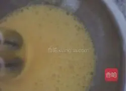 Illustration of how to make egg yolk cookies 3