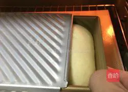 Illustration of how to make morning fast toast slices 14