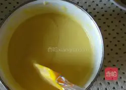 Illustration of how to make custard snowskin mooncakes 6