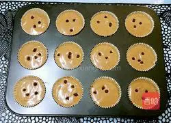 Chocolate Cupcake Recipe Illustration 8