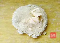 Illustration of how to make handmade three-color toast 4