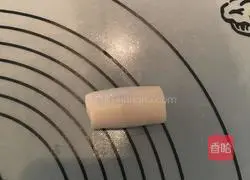 Illustration of how to make fresh meat mooncakes 14