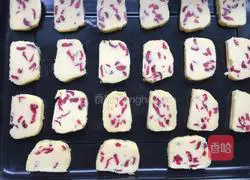 Illustration of how to make cranberry cookies 10
