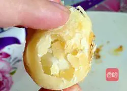 Illustration of how to make Su-style fresh meat and pickled mustard mooncakes 10