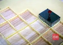 Illustration of how to make butter cheese biscuits 6