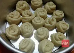 Rose bread recipe 10