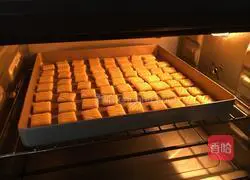 Illustration of how to make milk-flavored biscuits 10