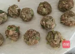Illustration of how to make traditional Su-style fresh meat mooncakes 2