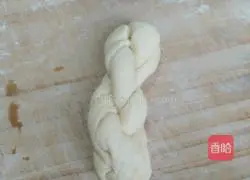 Illustration of how to make egg twists 12