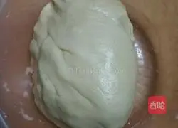 Illustration of how to make nut mooncakes 4