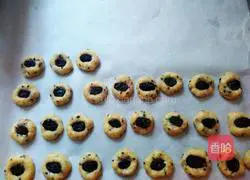 Blackcurrant sesame biscuits recipe 5