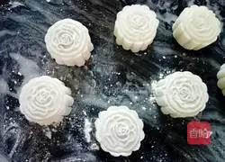 Snow Skin Mooncake Recipe Illustration 8