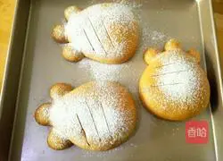 Illustration of how to make a bear bag 13