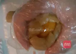 Illustration of how to make white lotus paste and egg yolk mooncakes 8