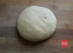 Illustration of how to make small square biscuits 7