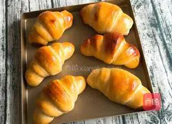 Milk flavored croissant recipe 27
