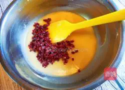 Illustration of how to make cranberry cookies 6