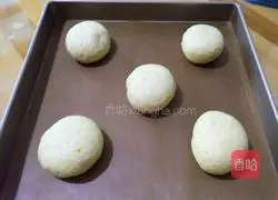 Illustration of how to make orange buns 13